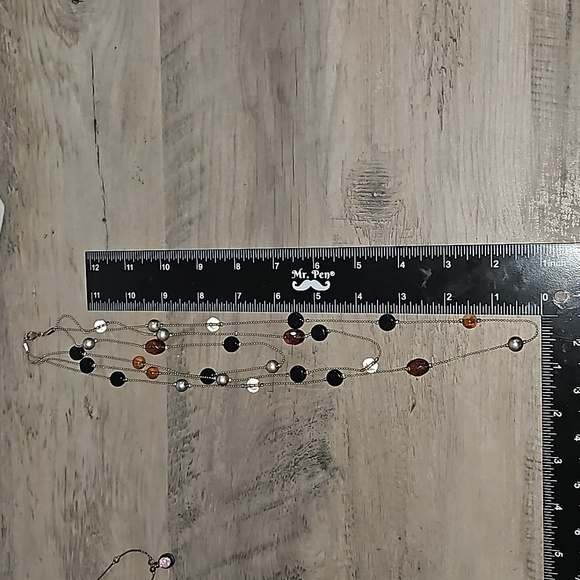 3 Strand Neclace - Picture 4 of 5